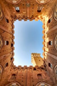 luca-florio-yT0sE6kVwdA-unsplash